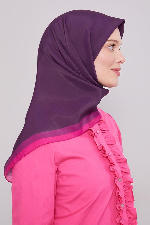LevidorFuşya Kenar Şerit Aura Eşarp
