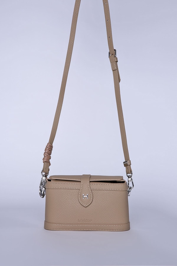 LevidorGri Charm Detaylı Çapraz ve Omuz Çantası