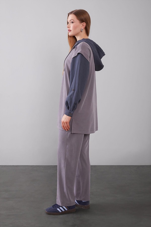 LevidorGri Çizgi Detaylı Kapüşonlu İkili Takım