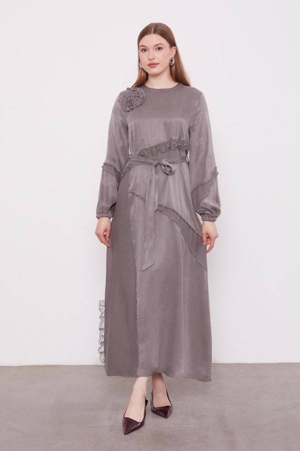 LevidorGri Dantel Şeritli Cupra Elbise