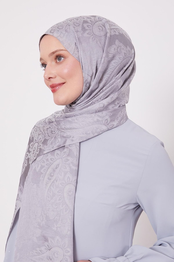 LevidorGri Etnik Desen İtalyan Jakar Şal