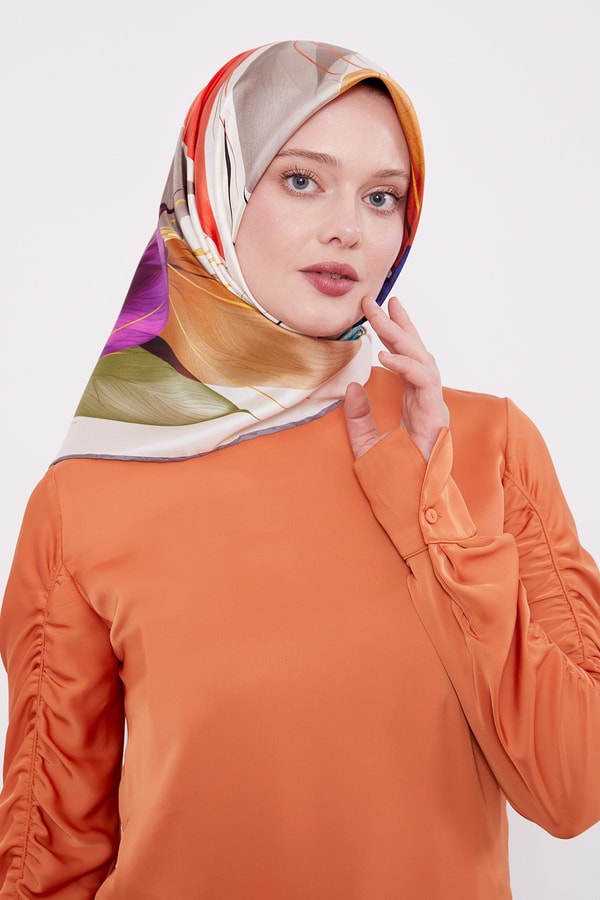 LevidorGri İnce Yaprak Desen Twill İpek Eşarp