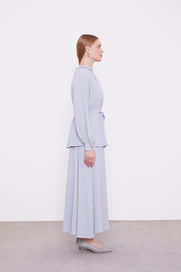 LevidorGri İnci Yaka Detay Etek Takım