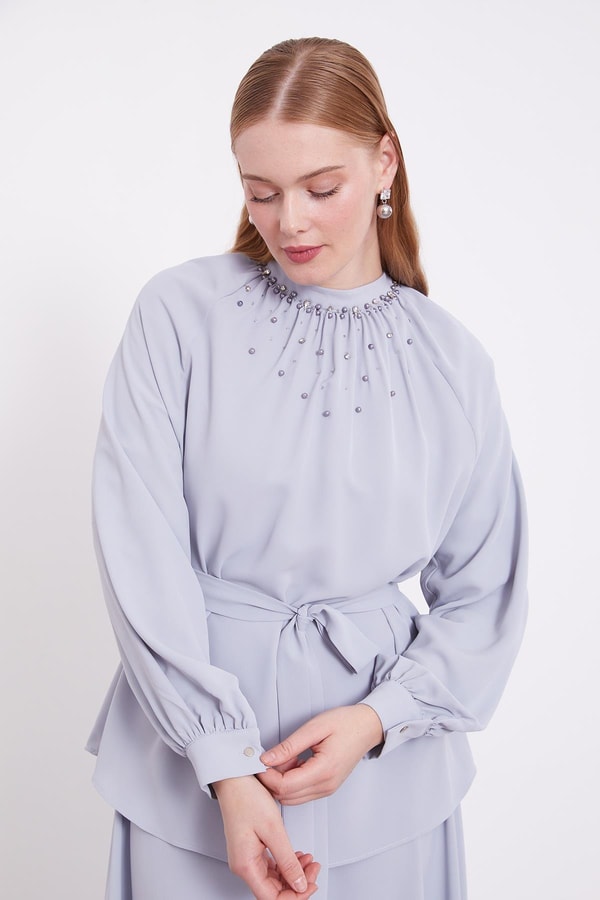 LevidorGri İnci Yaka Detay Etek Takım