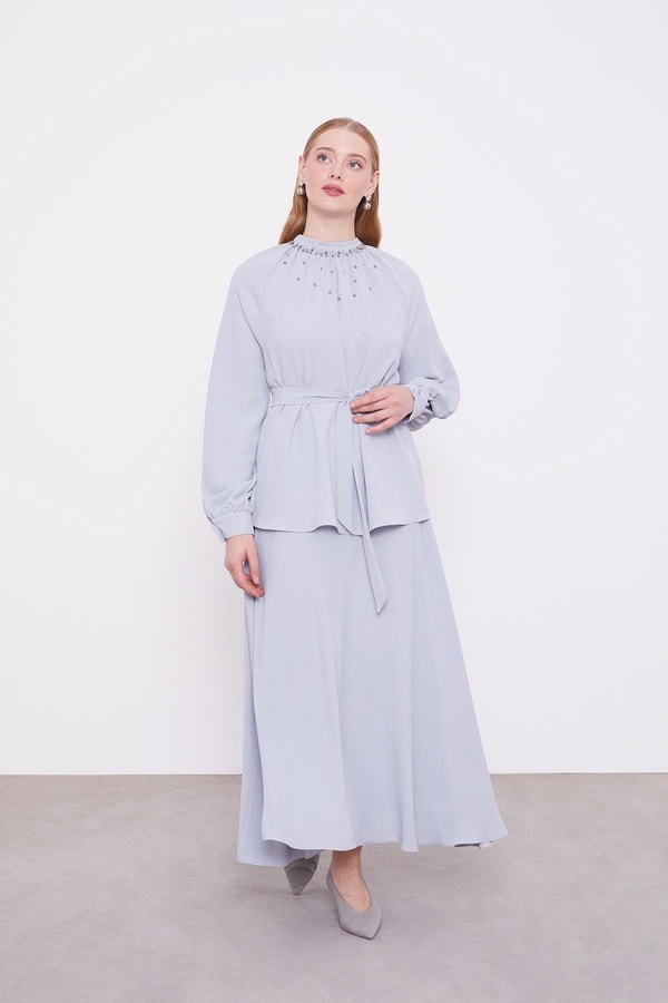 LevidorGri İnci Yaka Detay Etek Takım