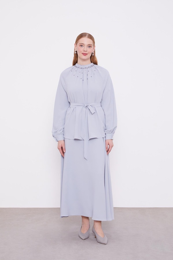 LevidorGri İnci Yaka Detay Etek Takım