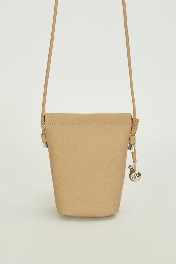 LevidorGri Metal top Aksesuarlı Omuz Çantası