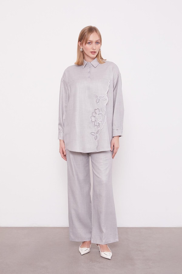 LevidorGri Nakış Gül Detaylı Tunik Takım