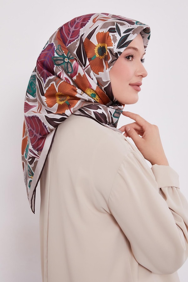 LevidorGri Petunya Desen Twill İpek Eşarp