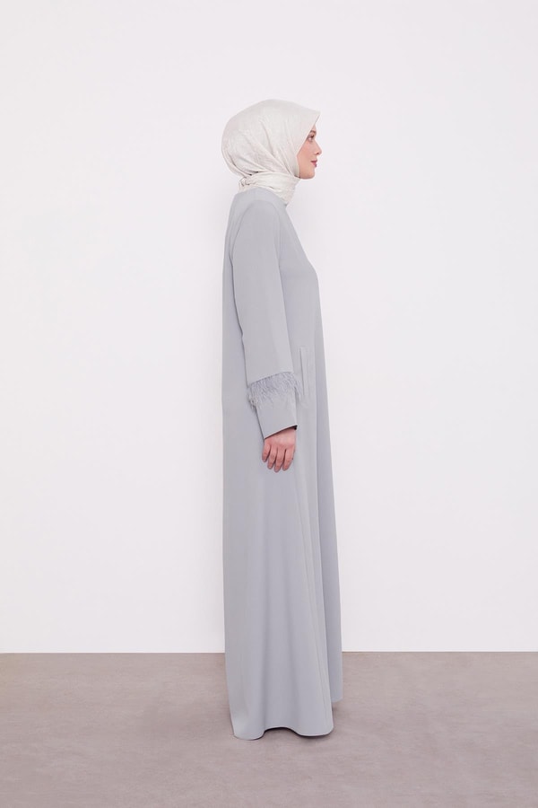 LevidorGri Taş İşlemeli Tüy Detaylı Ferace