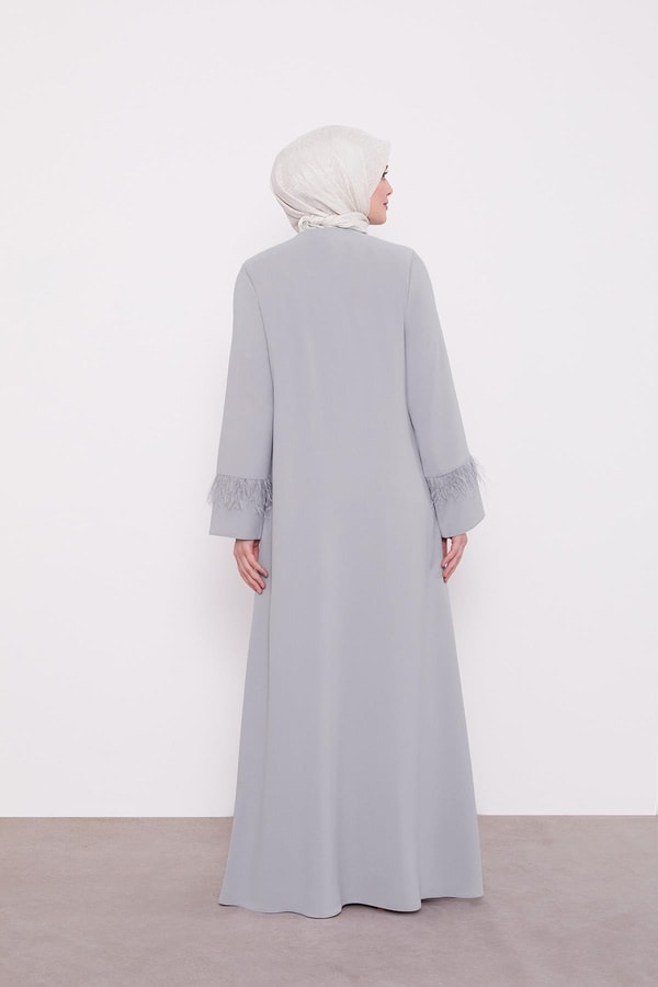 LevidorGri Taş İşlemeli Tüy Detaylı Ferace
