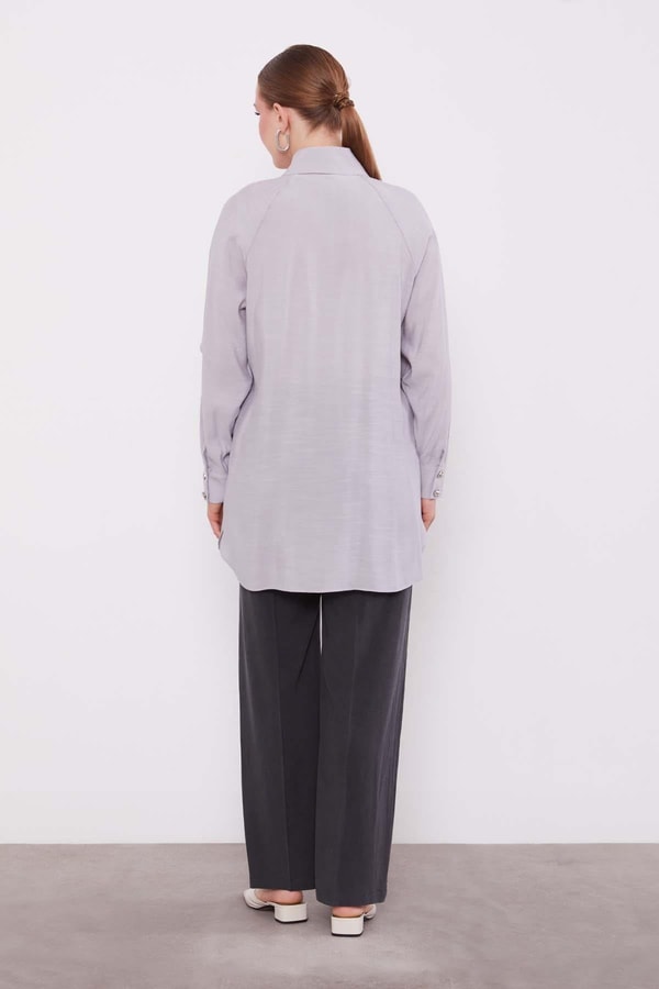 LevidorGri Volan Detay Düğmeli Gömlek