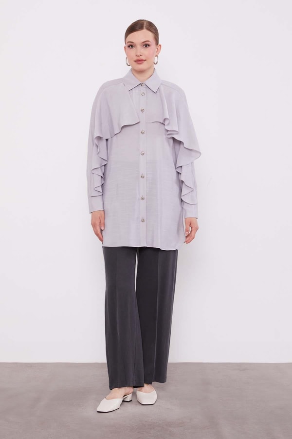 LevidorGri Volan Detay Düğmeli Gömlek