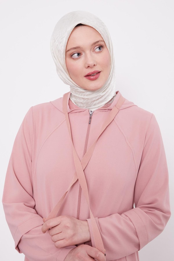 LevidorGül Etek Ucu Büzgülü Ferace