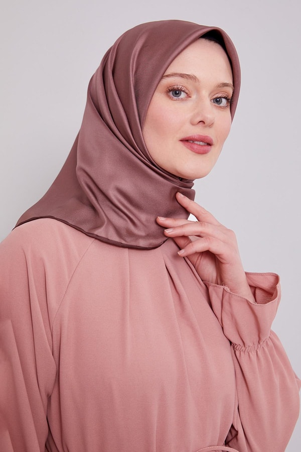 LevidorGül Kurusu Düz Renk Trend Twill Eşarp