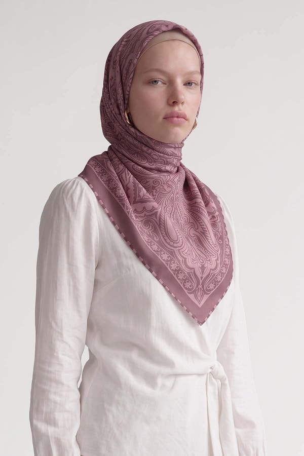 LevidorGül Kurusu Etnik Desen Twill İpek Eşarp