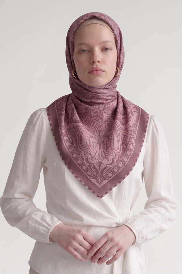 LevidorGül Kurusu Etnik Desen Twill İpek Eşarp