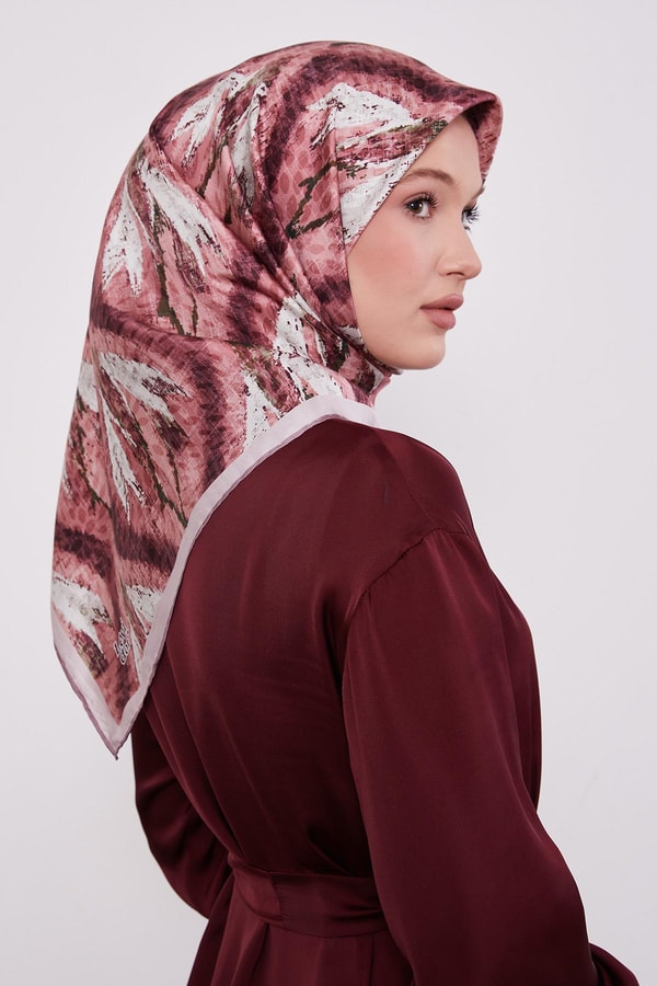 LevidorGül Soyut Yaprak Desen Twill İpek Eşarp