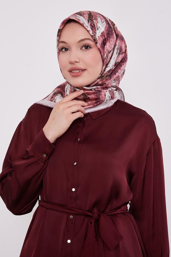 LevidorGül Soyut Yaprak Desen Twill İpek Eşarp