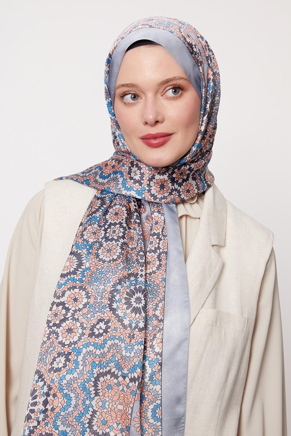 LevidorGümüş Batik Desen Hint İpeği Şal