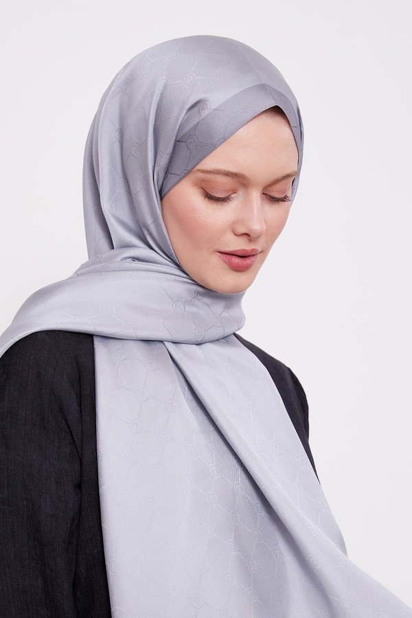 LevidorGümüş Petek Desen Monogram İpek Şal