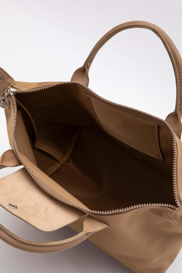 LevidorHaki Deri Kapak Aksesuarlı Omuz Çantası