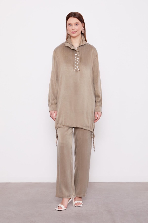 LevidorHaki Dik Yaka Düğme Detaylı Cupra İkili Takım