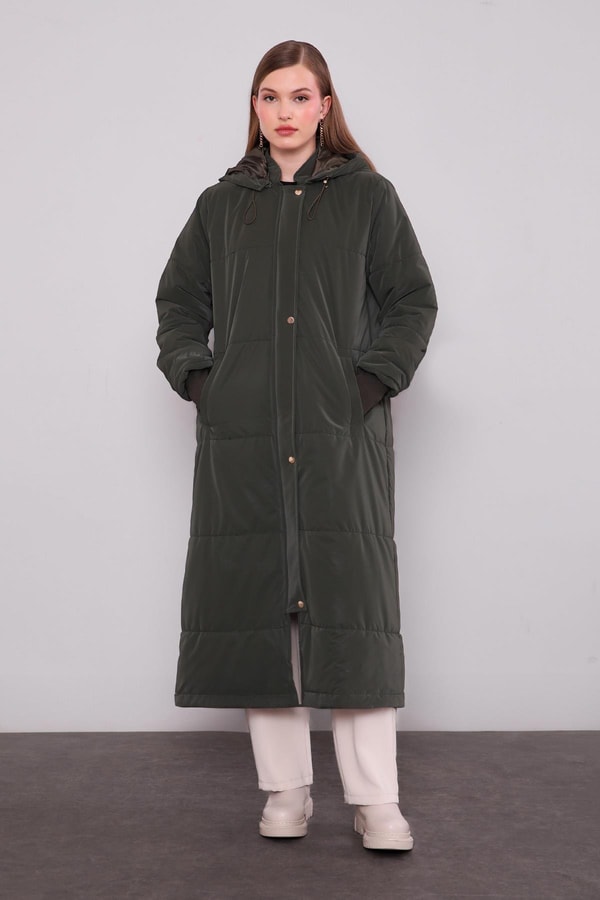 LevidorHaki Düğmeli Kapitone Mont