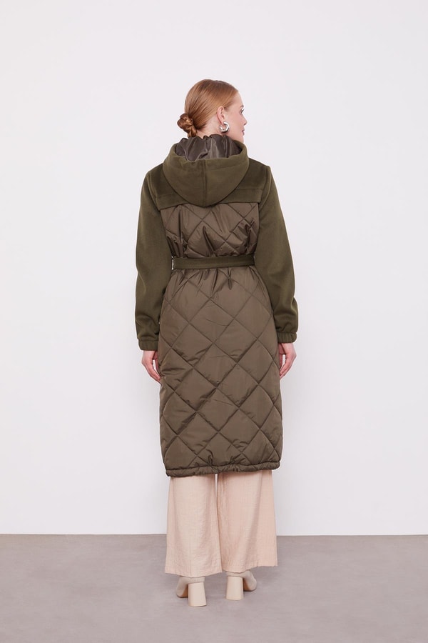 LevidorHaki Kapitone Kaşeli Kuşak Detay Mont