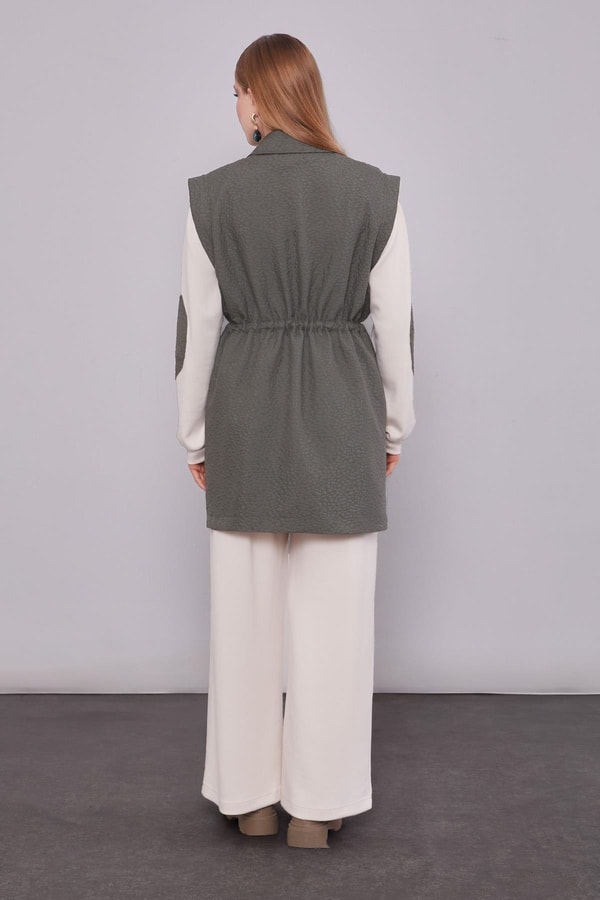 LevidorHaki Kendinden Desenli Yelekli Üçlü Takım