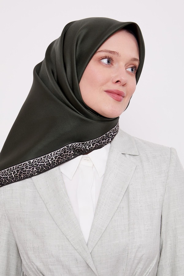 LevidorHaki Leopar Desen Twill İpek Eşarp
