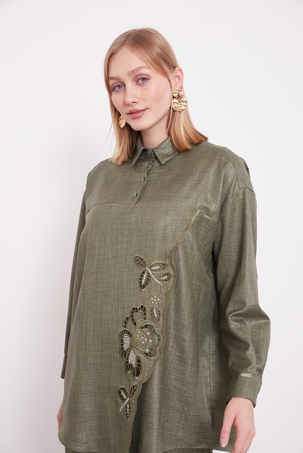 LevidorHaki Nakış Gül Detaylı Tunik Takım