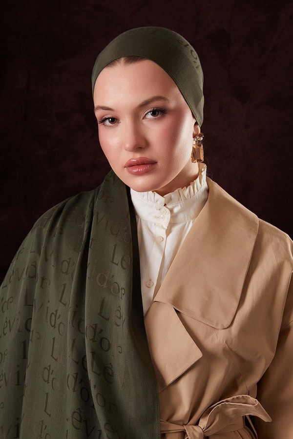 LevidorHaki Yazı Baskılı Naia Jakar Şal