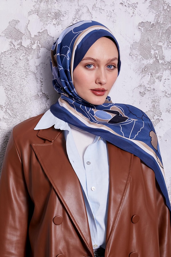 Levidorİndigo Çiçek Desen Royal Şal