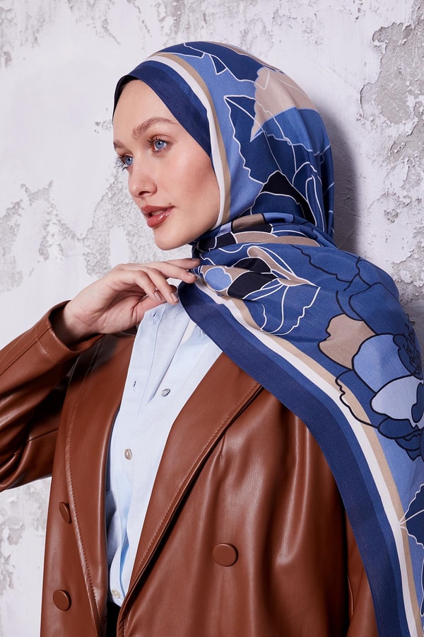 Levidorİndigo Çiçek Desen Royal Şal