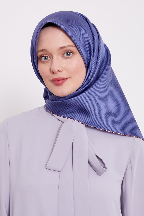 Levidorİndigo Çizgili Twill İpek Eşarp
