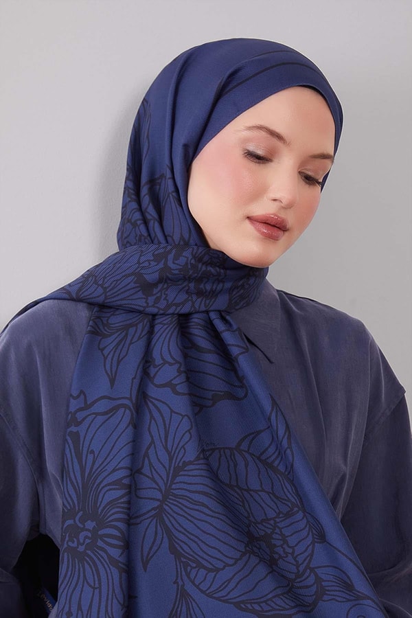 Levidorİndigo Sümbül Çiçek Desen Yün İpek Şal