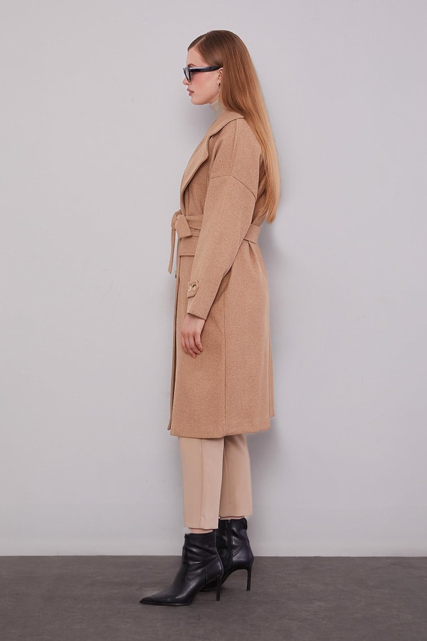 LevidorK.Bej Kruvaze Yaka Kaşe Kaban