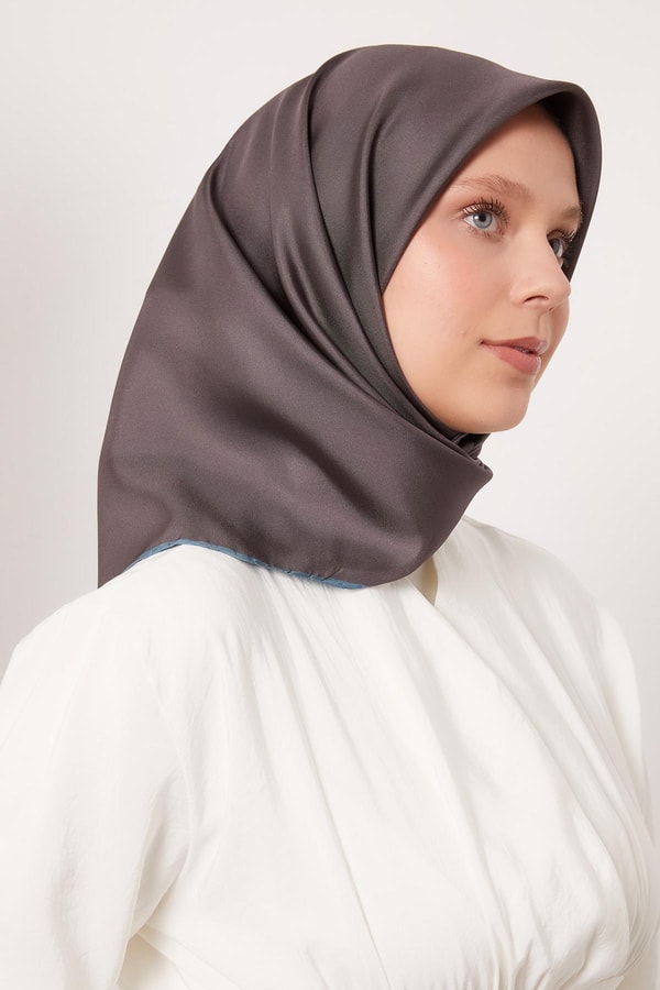 LevidorK.Zümrüt Çift Taraflı Twill İpek Eşarp