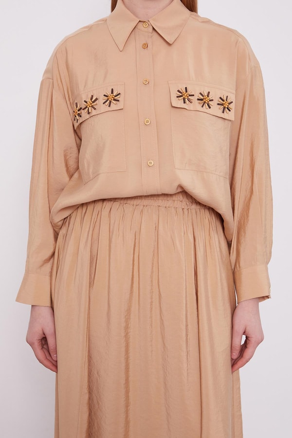 LevidorK.Bej Cep Boncuk Papatya Detaylı Etek Takım