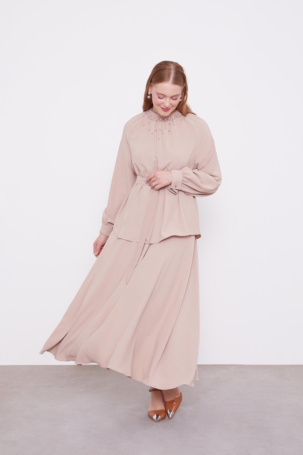 LevidorK.Bej İnci Yaka Detay Etek Takım