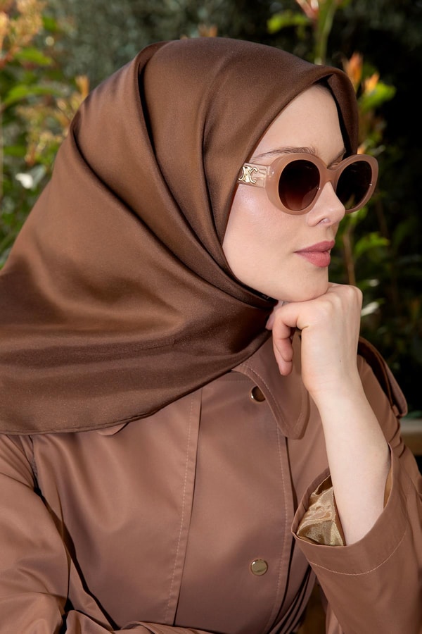 LevidorK.Kahve Çift Taraflı Twill İpek Eşarp