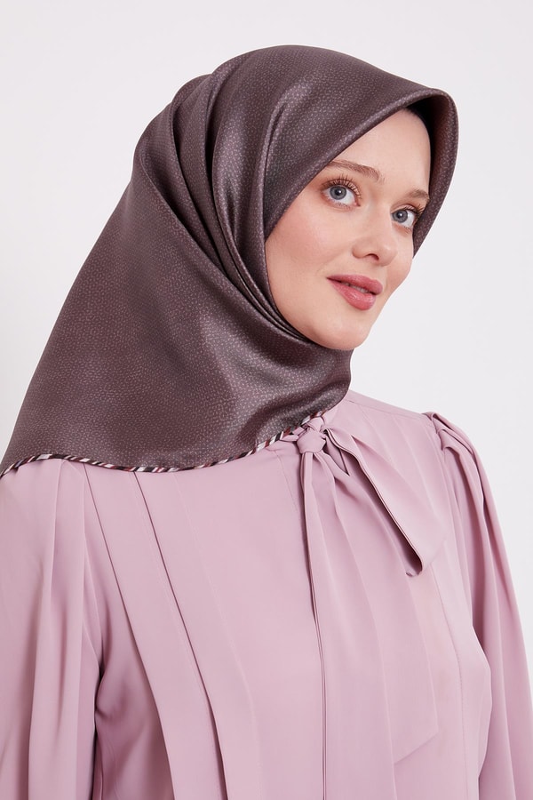 LevidorK.Vizon Benekli Twill İpek Eşarp