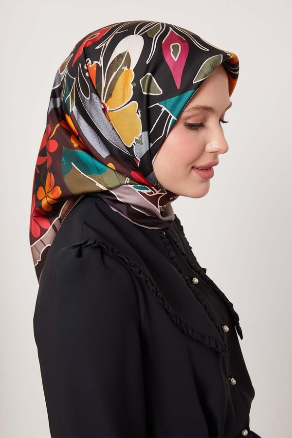 LevidorK.Vizon Karışık Çiçek Desen Twill İpek Eşarp