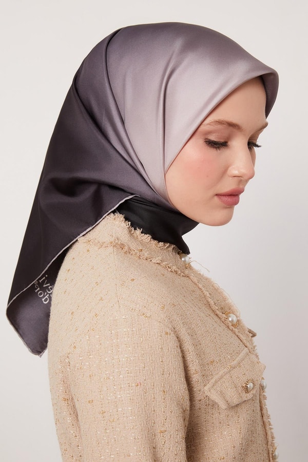 LevidorK.Pudra Geçişli Twill İpek Eşarp