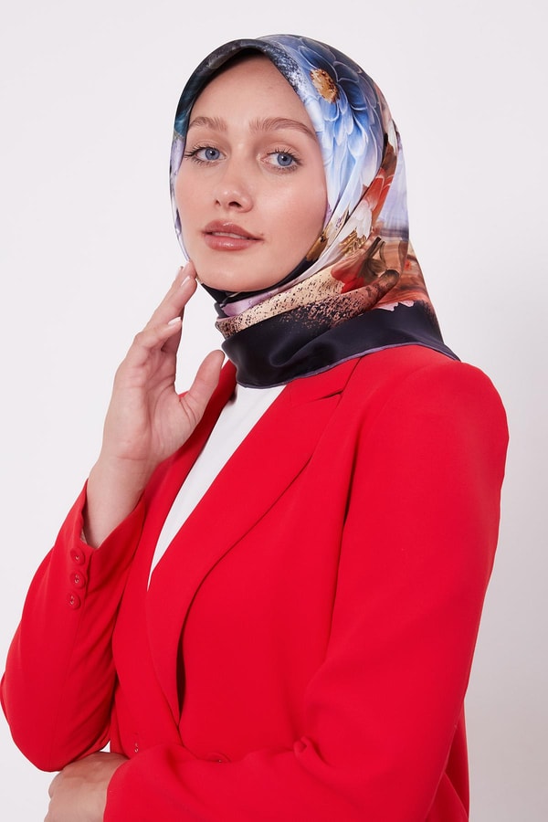 LevidorK.Lacivert Çiçek Desen Sura İpek Eşarp