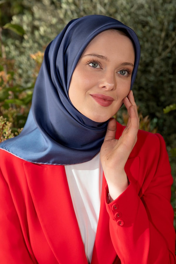 LevidorK.Mavi Çift Taraflı Twill İpek Eşarp