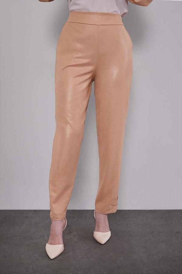 LevidorK.Bej Bisiklet Yaka Düğme Detaylı İkili Takım