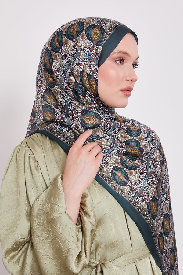 LevidorK.Yeşil Yansıma Desen Hint İpeği Şal