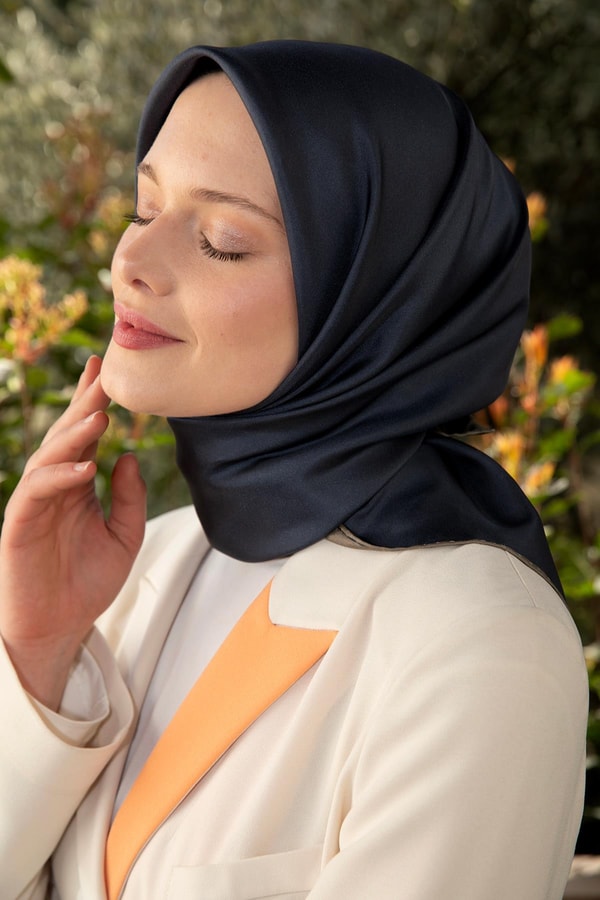 LevidorK.Vizon Çift Taraflı Twill İpek Eşarp